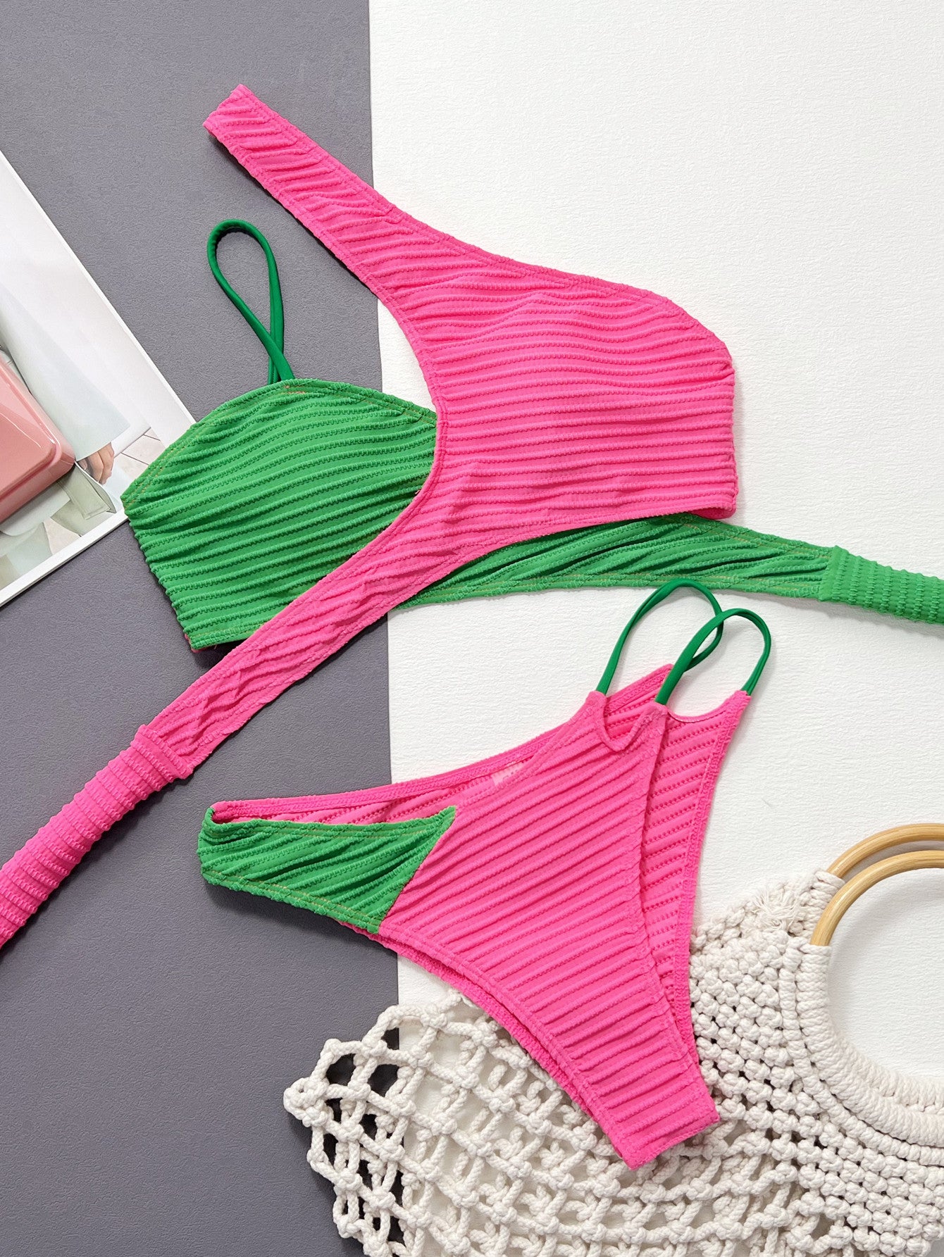 Contrast One-Shoulder Two-Piece Swim Set Easy Apparels