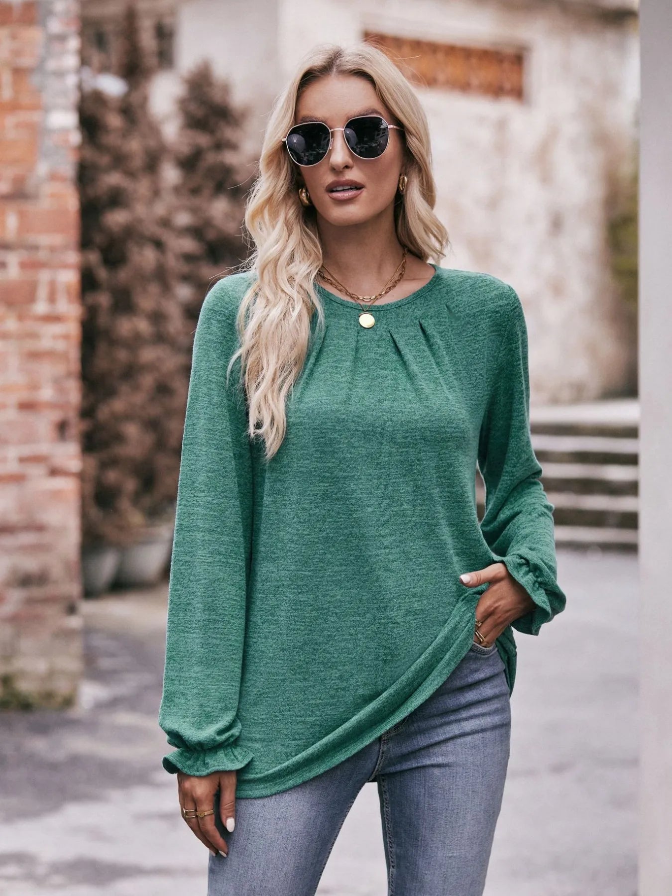 Trendsi Round Neck Long Sleeve Casual T-Shirt