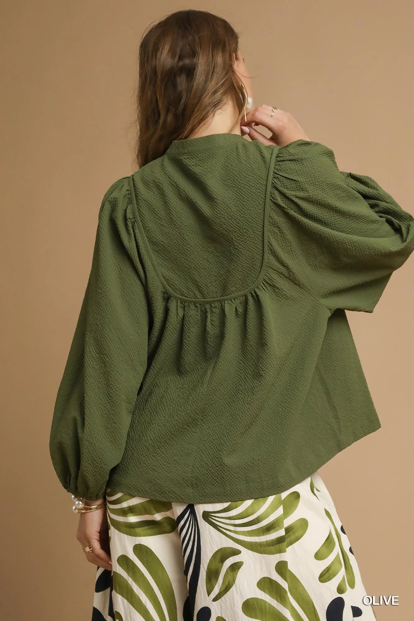 Trendsi Umgee Textured Notched Blouse with Balloon Sleeves
