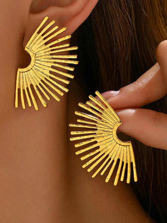 18K Gold-Plated Stainless Steel Sunburst Earrings Gold One Size Easy Apparels