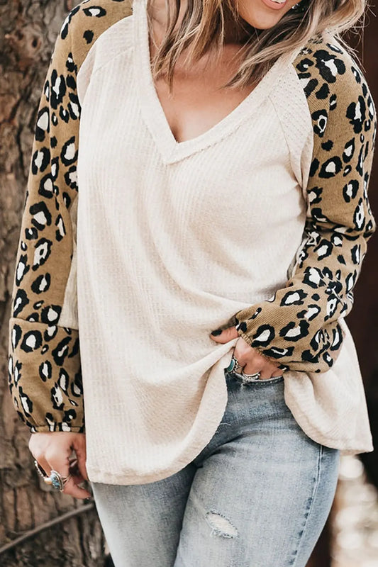 Trendsi Plus Size Leopard V-Neck Raglan Sleeve Blouse