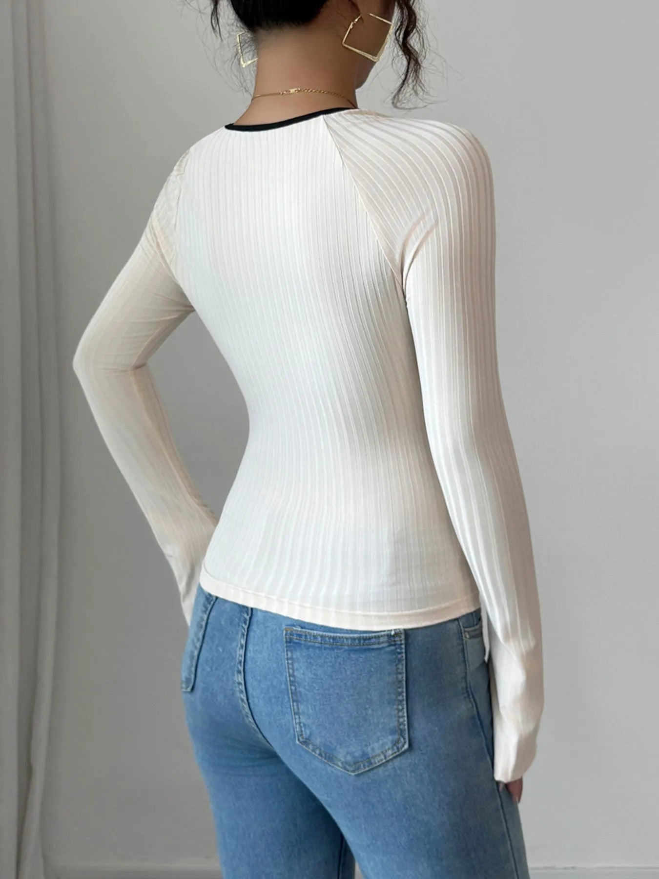 Trendsi Contrast Trim Long Sleeve T-Shirt